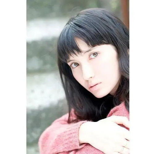 混血氣質(zhì)市川紗椰 皮膚白皙,身材高挑,一見傾心